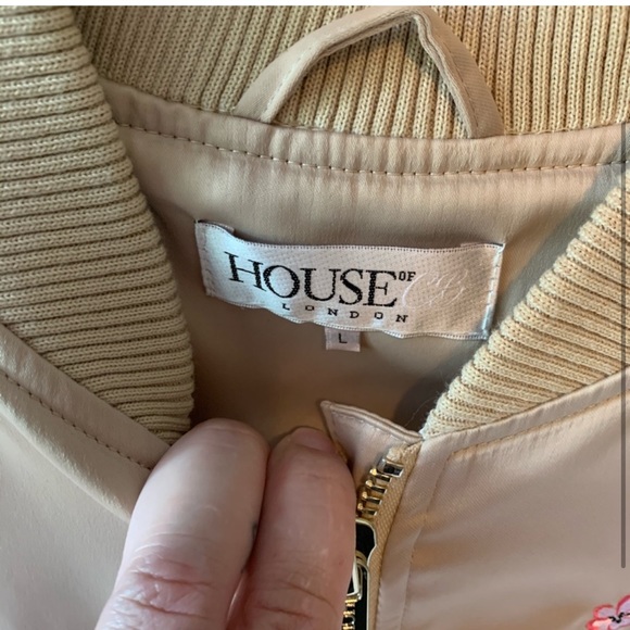 Good condition Bomber jacket - Picture 2 of 3